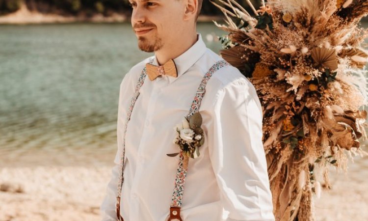 Photographe professionnelle mariage en elopement en pleine nature à Vouglans Jura