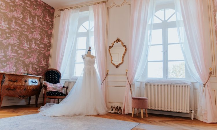 Photographe professionnelle de mariage au Domaine du château Fleuri à Vesoul