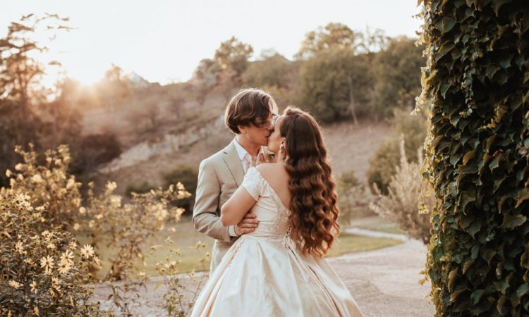 Photographe professionnelle pour mariage avec cérémonie laïque à Besançon