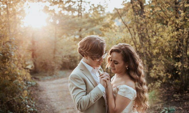 Photographe professionnelle pour mariage avec cérémonie laïque à Besançon