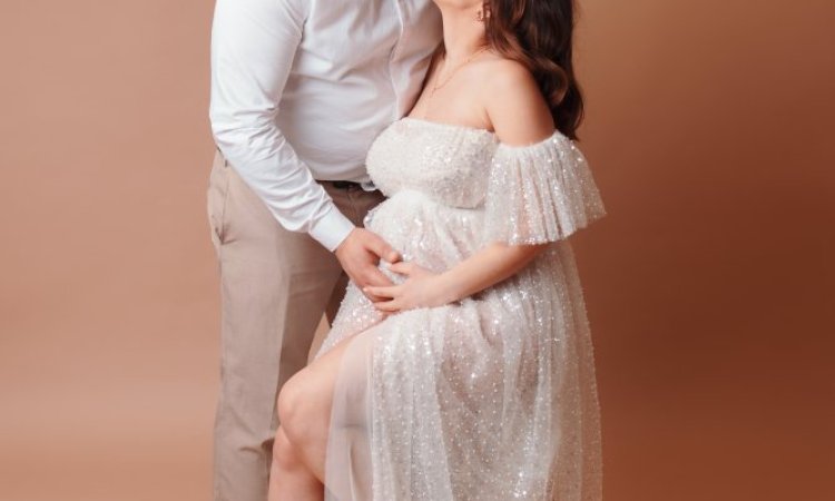 Shooting Grossesse Et Naissance À Besançon