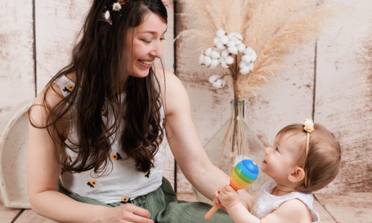 Photographe bébé 1 an en studio à Besançon