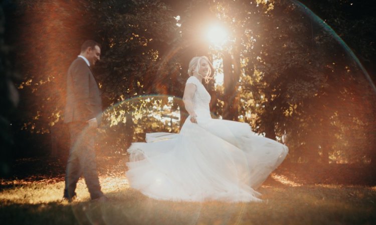 Photographe professionnelle de mariage au Château de la Dame Blanche près de Besançon