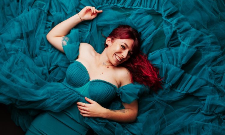 Shooting portrait femme en studio à Besançon