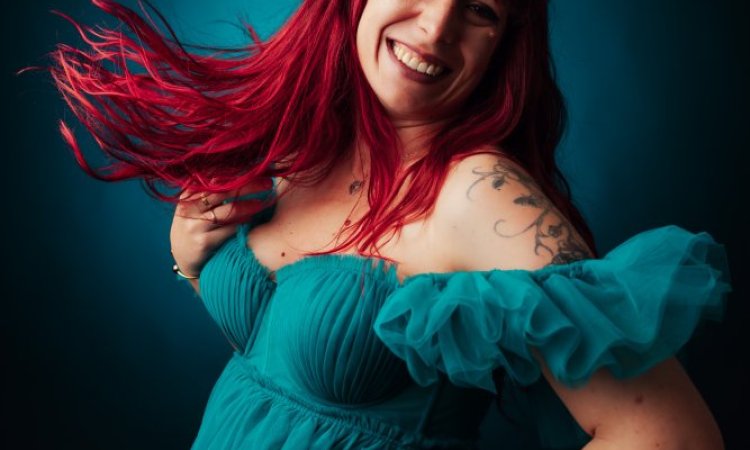 Shooting portrait femme en studio à Besançon