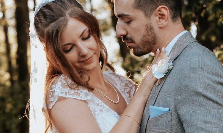 Photographe professionnelle mariage au Moulin de la Mangue près de Besançon