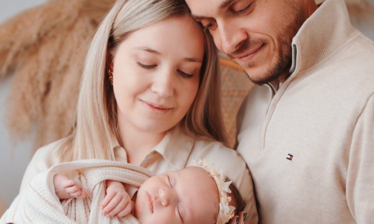 Shooting photo naissance en famille à Besançon