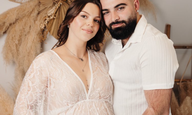 Photographe shooting grossesse en couple à Besançon