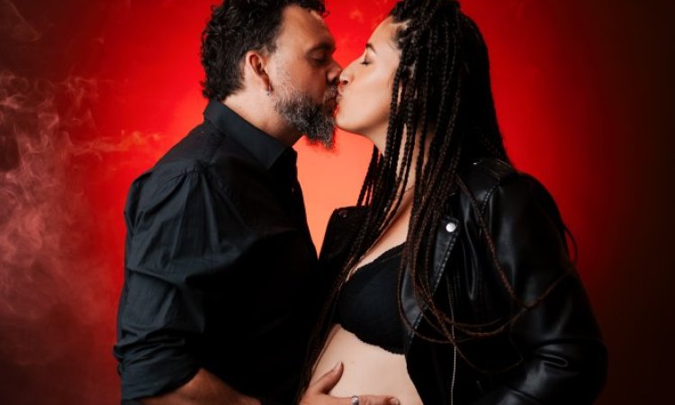 Shooting grossesse rock à Besançon