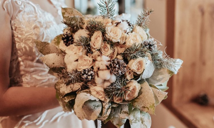 Photographe de mariage hivernal en Franche Comté