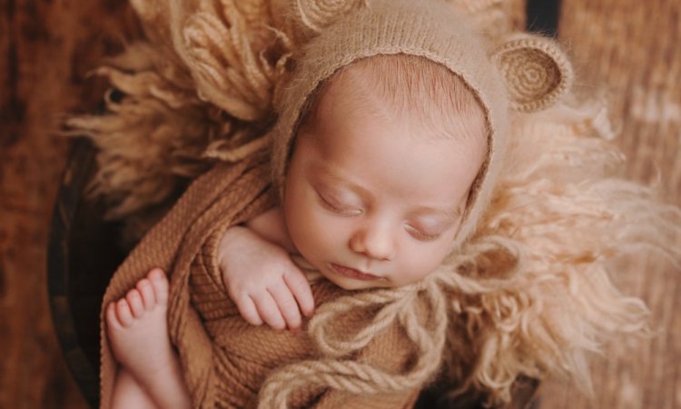 Shooting naissance en studio à Besançon