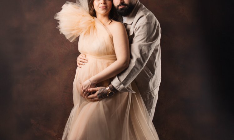 Photographe shooting grossesse en couple à Besançon