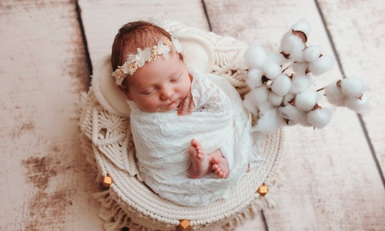 Shooting naissance en famille à Besançon