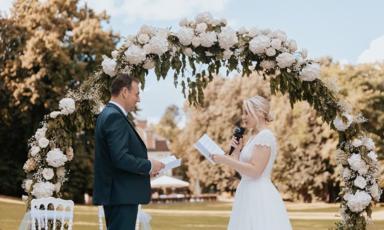 Photographe mariage au Château de la Dame Blanche à Besançon