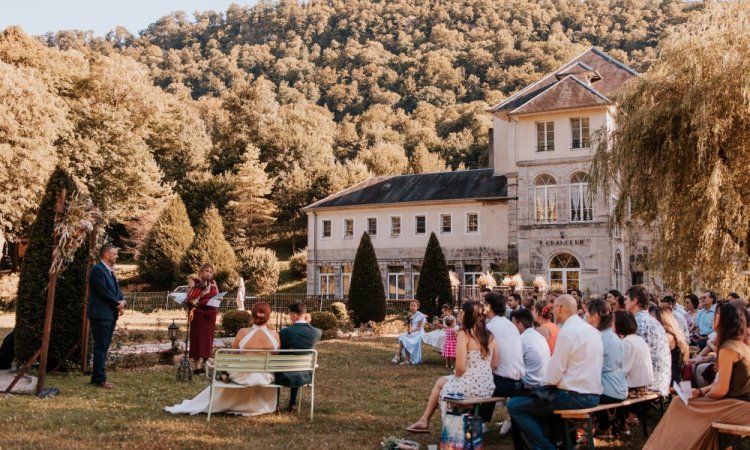 Photographe de mariage au Domaine des bains de Guillon à Guillon-les-Bains
