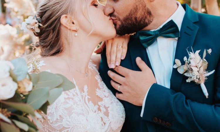 Photographe professionnelle de mariage au Moulin de la Mangue en Franche-Comté