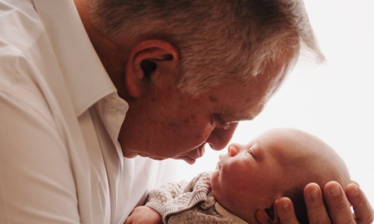 Séance photo bébé en famille à Besançon