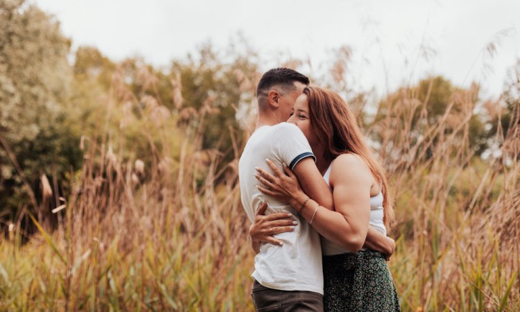 Photographe pour séance photo couple à Geneuille
